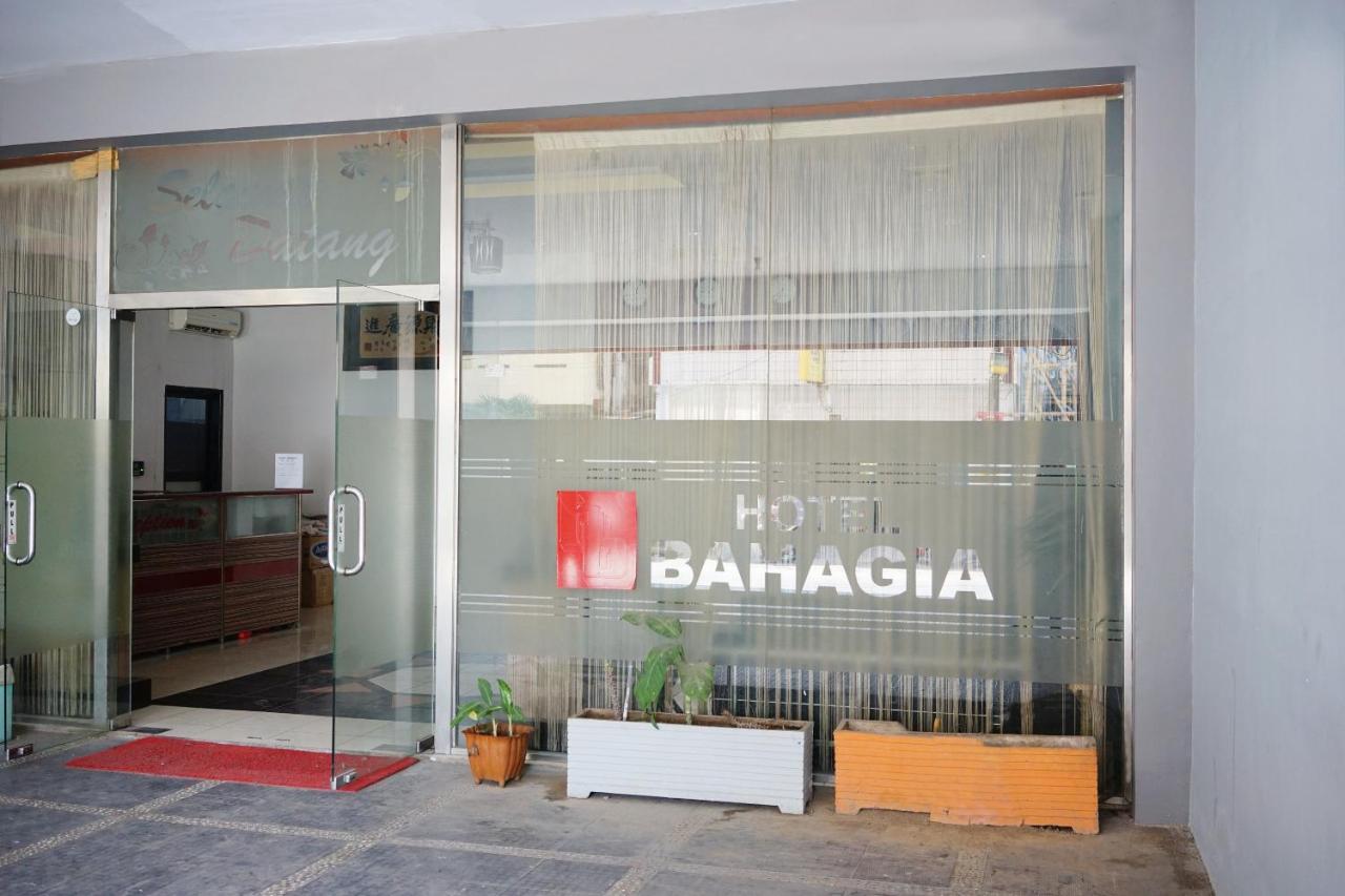 Oyo 2291 Hotel Bahagia Macasar Exterior foto