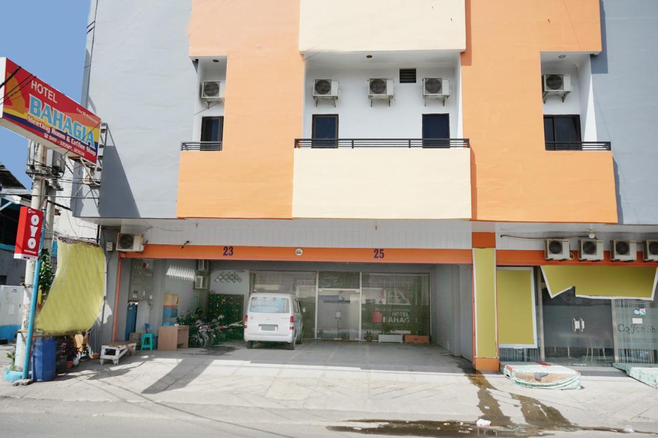 Oyo 2291 Hotel Bahagia Macasar Exterior foto