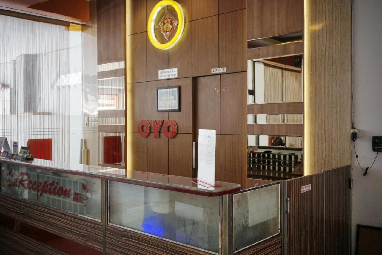 Oyo 2291 Hotel Bahagia Macasar Exterior foto