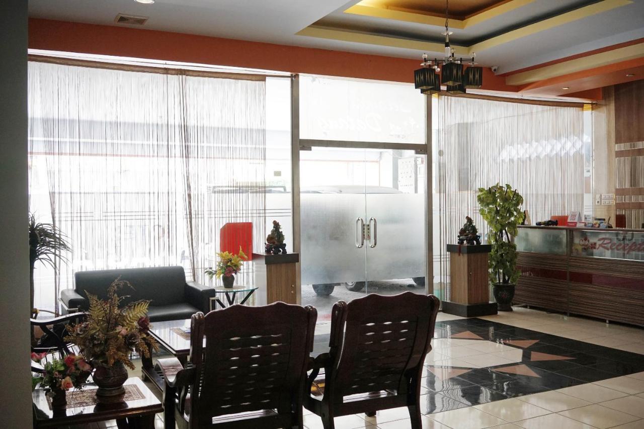 Oyo 2291 Hotel Bahagia Macasar Exterior foto